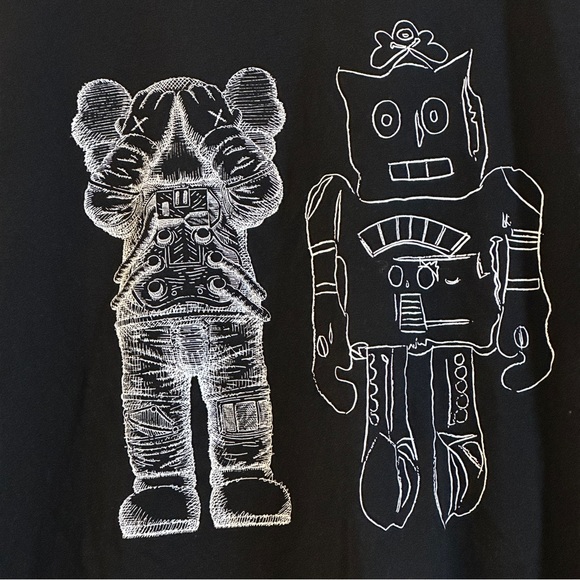KAWS x Uniqlo Warhol UT Graphic T-shirt
Black Size Large - Picture 3 of 11